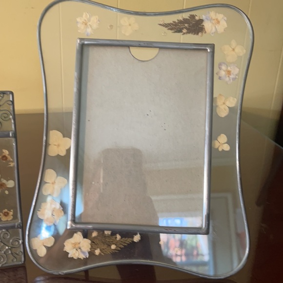 Vintage silver pictures frames - Picture 3 of 3